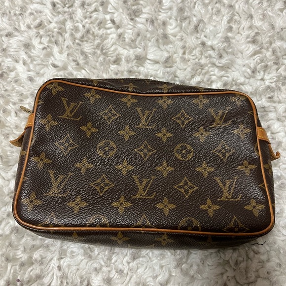 Vintage 1988 Louis Vuitton Compiegne - Picture 2 of 9